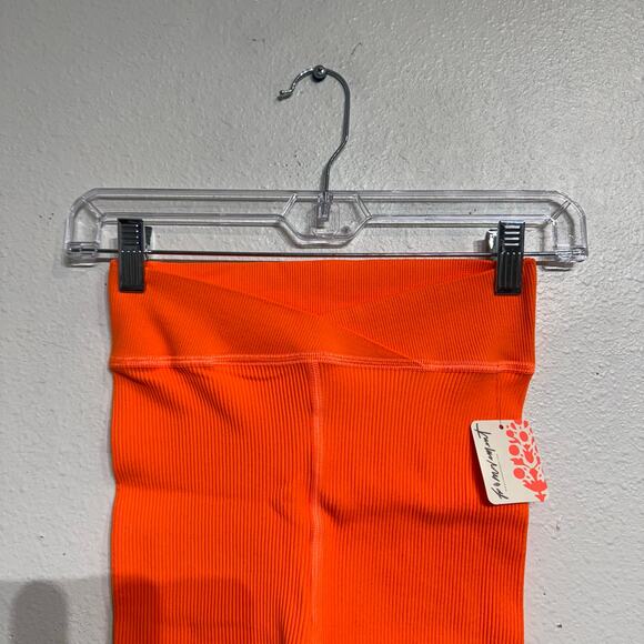 Free People Movement Burning Up Free Throw Crossover Biker Shorts  Sz XS NWT - Picture 3 of 12
